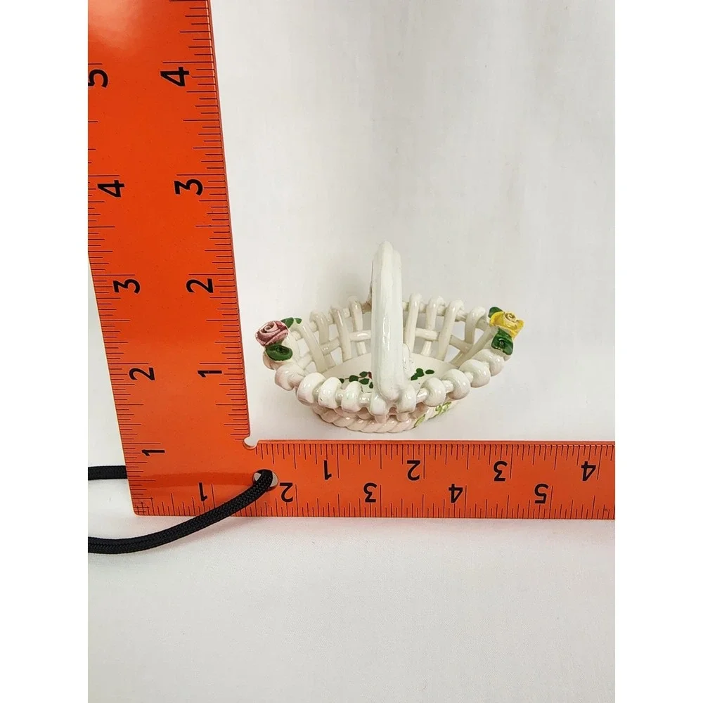 VINTAGE Italian Hand Painted‎ Roses/Floral Porcelain Lattice Basket with Handle